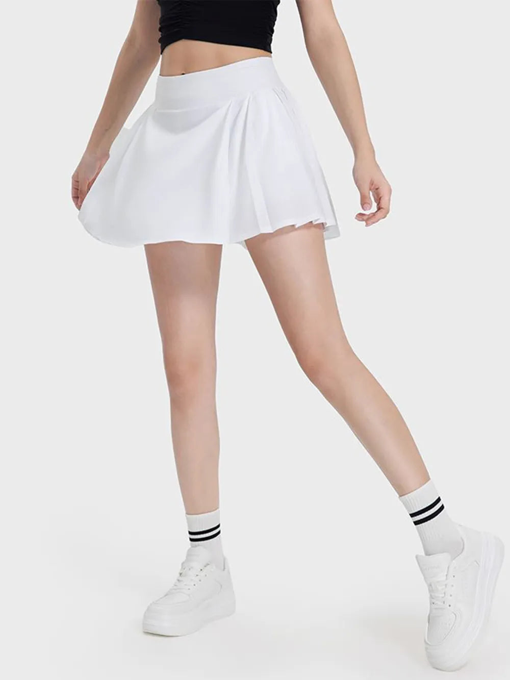 Pleated Detail Mid-Rise Waist Active Skort